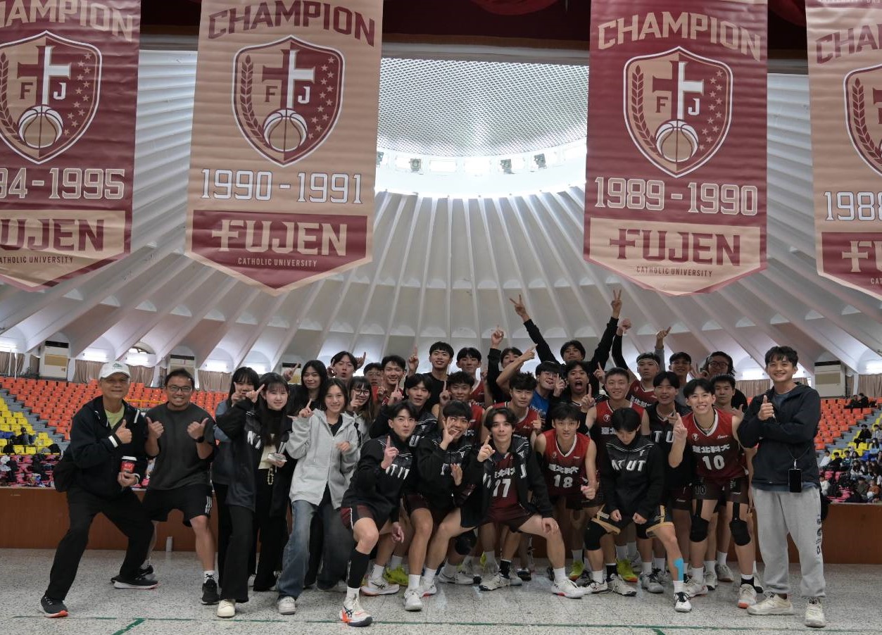 排球隊團體照片